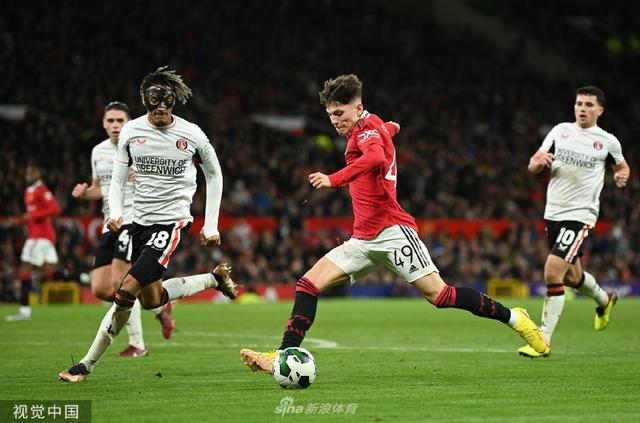 A股收评：三大指数上涨，沪指创指涨超1%，钢铁板块涨停潮，券商股尾盘异动！超4200股上涨，成交1.97万亿放量442亿.